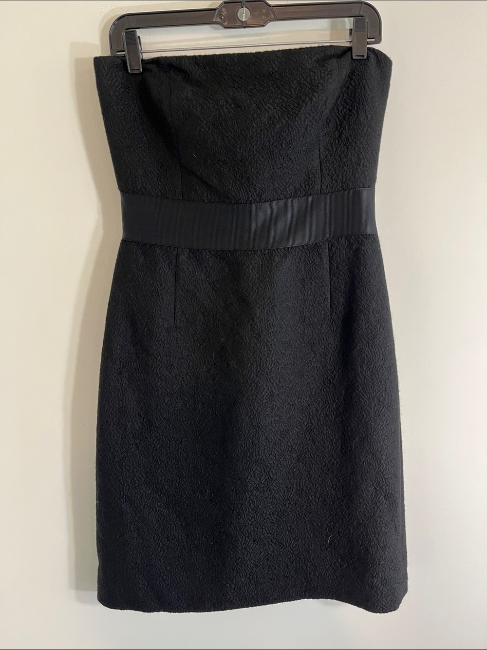 Ann Taylor Black embossed Sheath Empire waist Strapless Cocktail party Dress 6